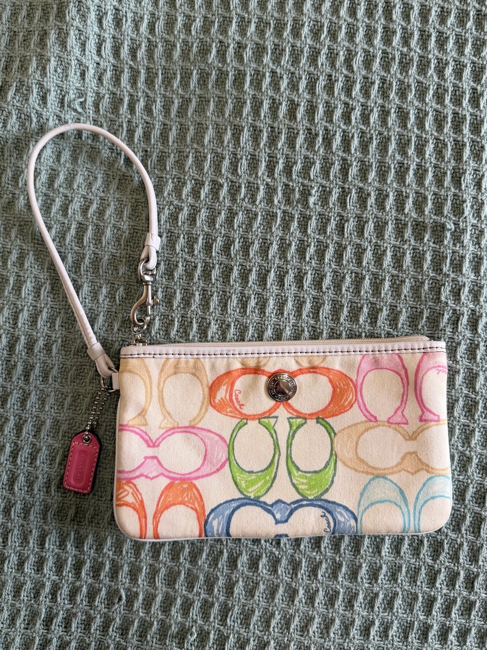 Coach Y2K large wristlet in signature scribble print